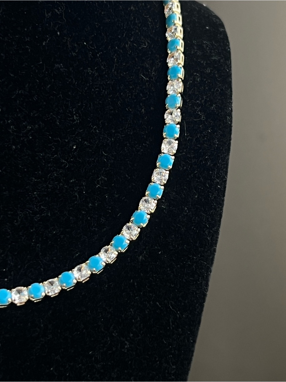 Alternating Turquoise and silver cz round stone Tennis Necklace (4mm stones) - Picture 3 of 4